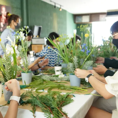 Flower & Sound by Furawa Desu フラワーデス : การจัดดอกไม้ — photo 5