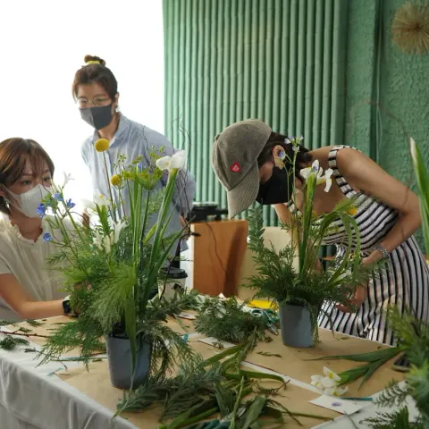 Flower & Sound by Furawa Desu フラワーデス : การจัดดอกไม้ — photo 6